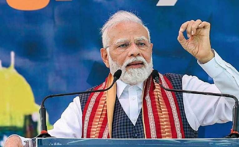 'പെട്ടെന്ന് നോക്കൂ...'; എസ്പിജി ഉദ്യോഗസ്ഥന്‍ കുഴഞ്ഞുവീണു, പ്രസംഗം നിര്‍ത്തി പ്രധാനമന്ത്രി, സഹായിക്കാന്‍ ഡോക്ടര്‍മാരോട് നിര്‍ദേശം (വീഡിയോ)