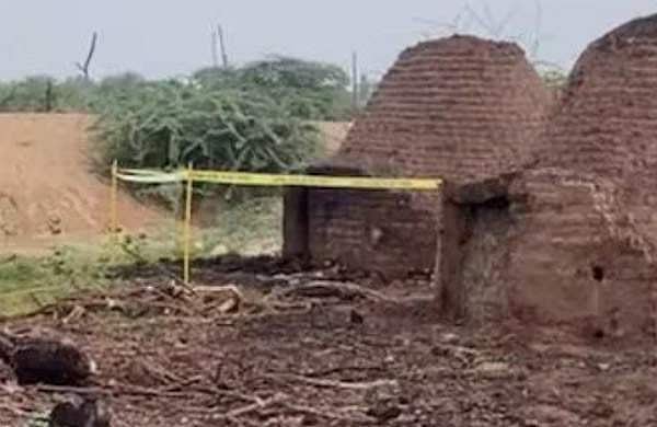 ആടിനെ തീറ്റാന്‍ പോയ 14 കാരി ഇഷ്ടിക ചൂളയില്‍ കത്തിക്കരിഞ്ഞ നിലയില്‍; കൂട്ടബലാത്സംഗത്തിന് ഇരയായെന്ന് പൊലീസ് നിഗമനം