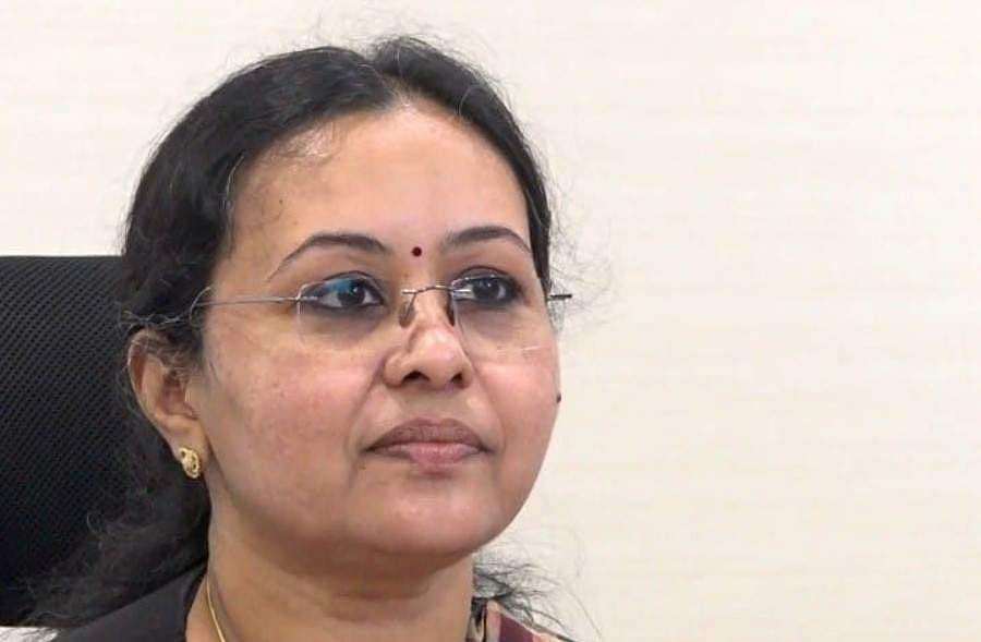 'എനിക്ക് ഇഷ്ടംപോലെ ജോലിയുണ്ട്'; കെ എം ഷാജിക്ക് മറുപടി പറയാനില്ലെന്ന് വീണാ ജോര്‍ജ്