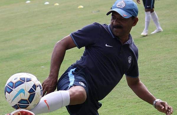 സന്തോഷ് ട്രോഫി: സതീവന്‍ ബാലന്‍ കേരള ഫുട്‌ബോള്‍ ടീം പരിശീലകന്‍