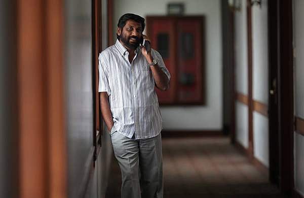 'കോളജില്‍ പഠിക്കാന്‍ വന്നിരുന്നത് ബള്‍ബും കൊണ്ട്': സിദ്ദിഖിന്റെ മഹാരാജാസ് ഓർമകൾ; വിഡിയോ