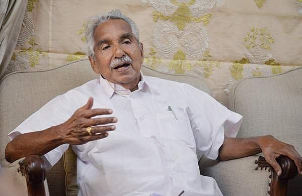 സോളാര്‍ കേസില്‍ ഉമ്മന്‍ചാണ്ടിയെ കുടുക്കാന്‍ ഗൂഢാലോചന നടന്നുവെന്ന് സിബിഐ; 'പേര് പിന്നീട് കൂട്ടിച്ചേർത്തു'