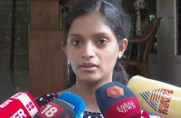ഒന്‍പതുമാസം ഗര്‍ഭിണിയായ എന്നെ വ്യക്തിപരമായി അധിക്ഷേപിക്കുന്നു; ജെയ്കിന്റെ ഭാര്യ പരാതി നല്‍കി