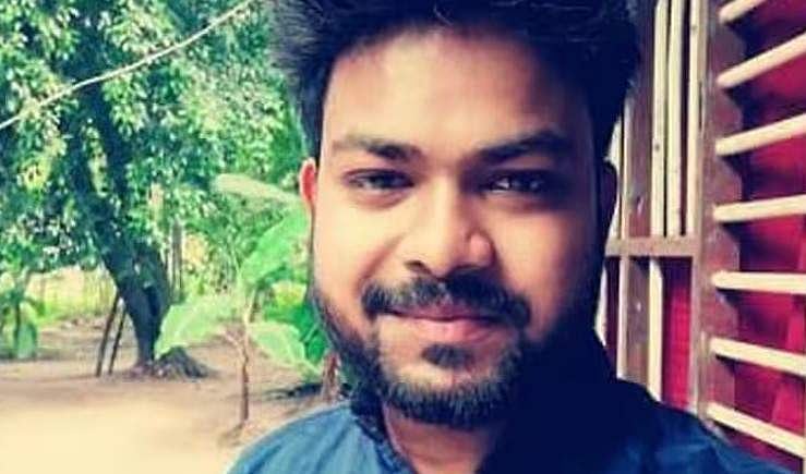 നിയന്ത്രണം വിട്ട ബൈക്ക് മൈല്‍ക്കുറ്റിയില്‍ ഇടിച്ചു, പാടത്തേക്ക് വീണ യുവാവ് മരിച്ചു