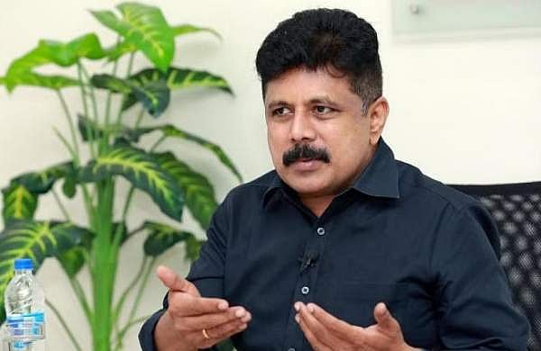 'വിദേശത്ത് പോയി പാത്രം കഴുകിയാലും പൈസ കിട്ടും; എന്നാല്‍ സത്യം അതല്ല '- വീഡിയോ 