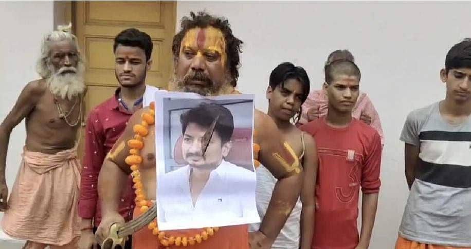 'വേണ്ടിവന്നാല്‍ അയാളുടെ തല ഞാന്‍ തന്നെ വെട്ടും'; വീണ്ടും പ്രകോപനവുമായി പരമഹംസ