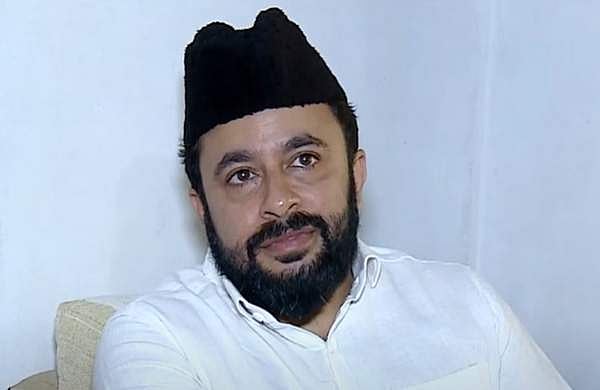 പാര്‍ട്ടി നേതാക്കളെ വെല്ലുവിളിച്ചു മുന്നോട്ടു പോയാല്‍ വീല്‍ച്ചെയറില്‍ പോകേണ്ടി വരും; മുഈന്‍ അലി തങ്ങള്‍ക്ക് ഫോണിലൂടെ ഭീഷണി