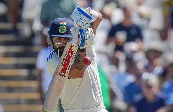 അവസാന നാലുബാറ്റര്‍മാര്‍ പൂജ്യത്തിന് മടങ്ങി; പേസിന് മുന്നില്‍ കിതച്ച് ഇന്ത്യയും; ദക്ഷിണാഫ്രിക്കയ്‌ക്കെതിരെ 98 റണ്‍സ് ലീഡ് 
